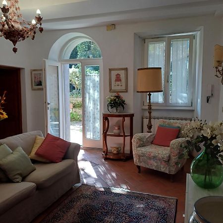 Casa Vacanze Amelia Ф'єзоле Екстер'єр фото